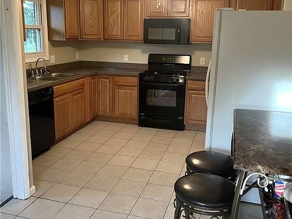 5th image of 2416 Heatherlane Dr