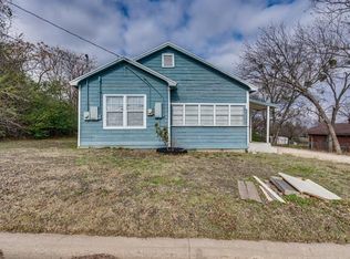 210 E 3rd St, Keene, TX 76059