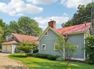 2473 Mount Hope Rd, Dodgeville, WI 53533