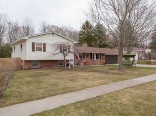 1120 Wilshire Dr, Whitehall, MI 49461