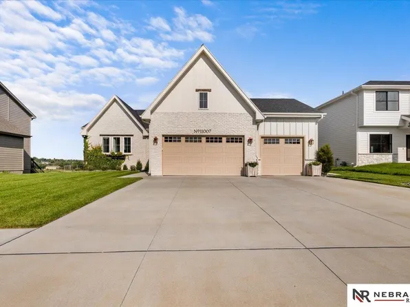 11007 N 159th Ave, Bennington, NE 68007
