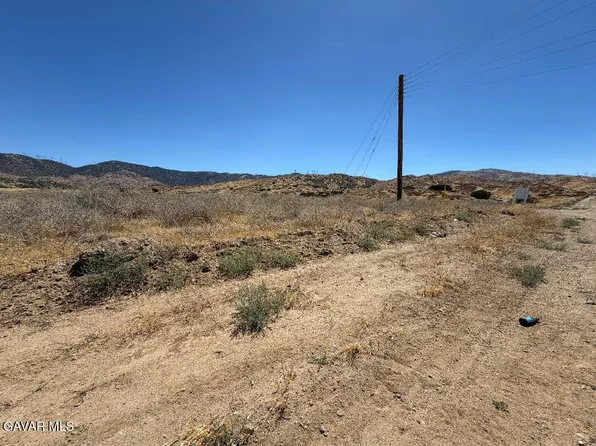 Farnborough Vic Gazelle Ave, Palmdale, CA 93551