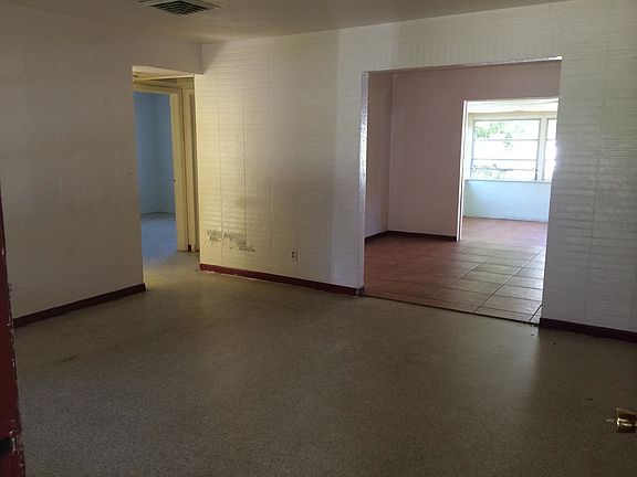 3rd image of 219 84th Ave NE