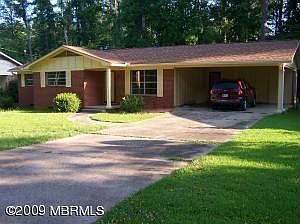 2nd image of 3214 52nd St