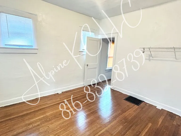 2965 Jackson Ave — Photo 8