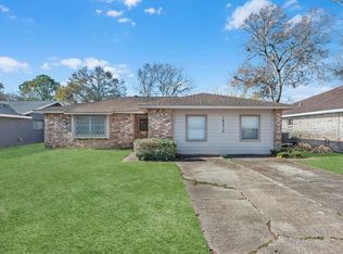 16810 Barcelona Dr, Friendswood, TX 77546