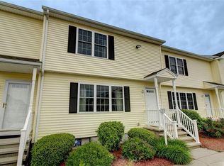 21 Hyde Ave, Pawtucket, RI 02861