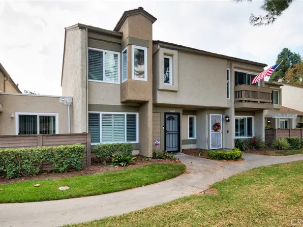 12515 Fallcreek Ln, Cerritos, CA 90703
