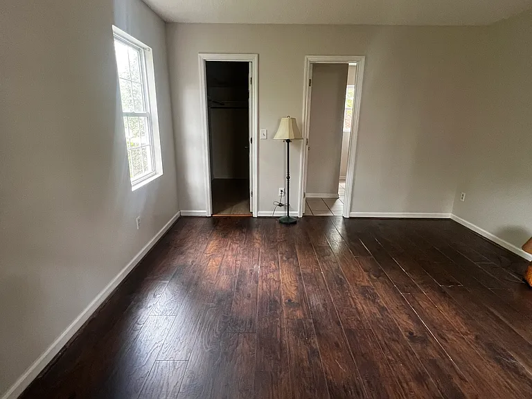 692 Pilgrim Ford Ct — Photo 14