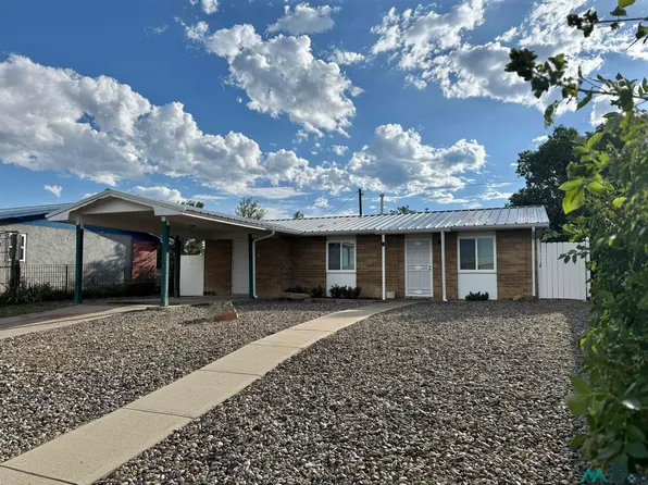 619 El Creston Cir, Las Vegas, NM 87701