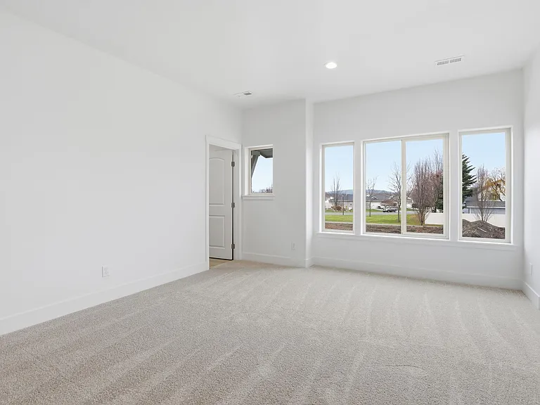 639 N Creative Way — Photo 5