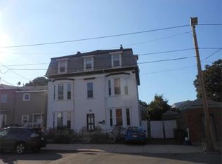 8 Tudor St, Chelsea, MA 02150