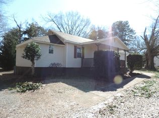 852 Matthews School Rd, Matthews, NC 28105