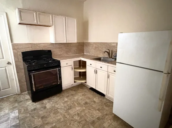 (undisclosed Address), Philadelphia, PA 19143