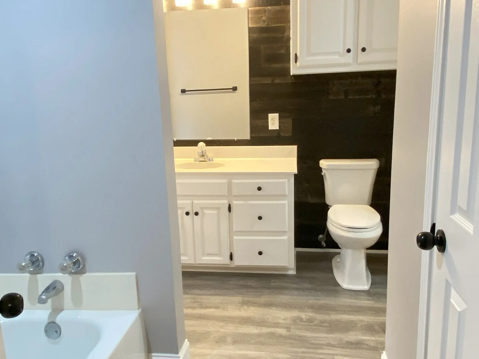 3 bed, 1357 sqft, $1,920 — Photo 4