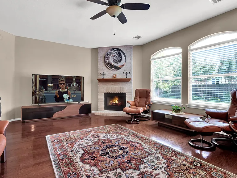 3339 Rod Carew Dr — Photo 12