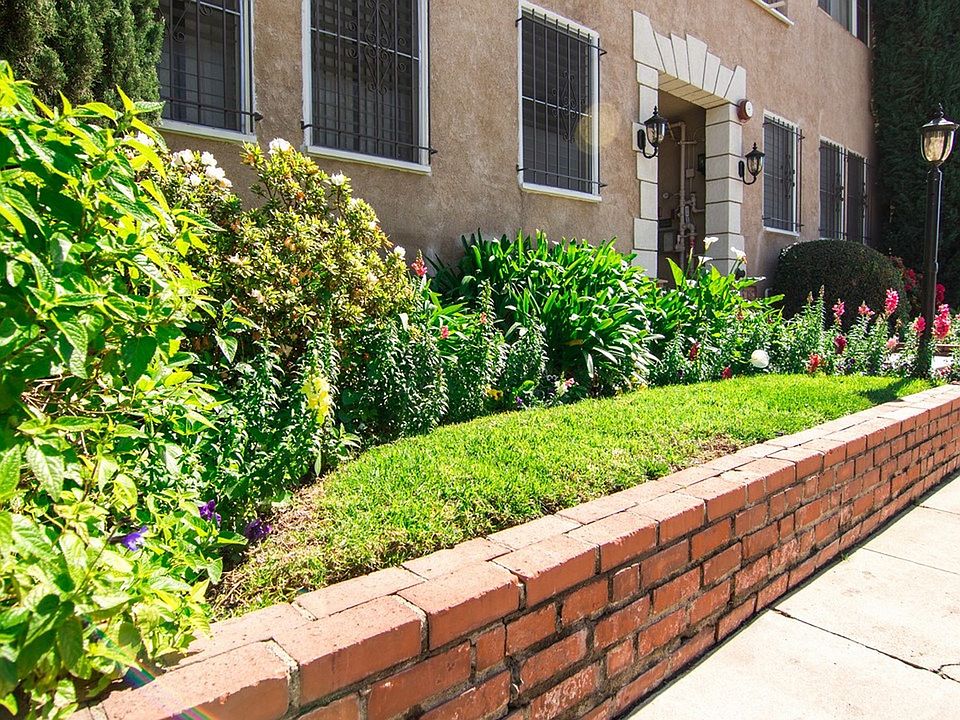 1st image of 314 N Sierra Bonita Ave #9385799