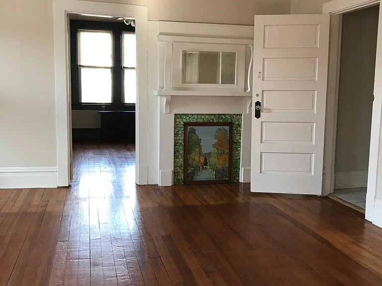 1317 Broadway Ave #2 — Photo 4