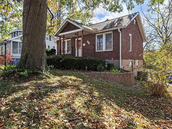 2nd image of 8964 Forest Ave