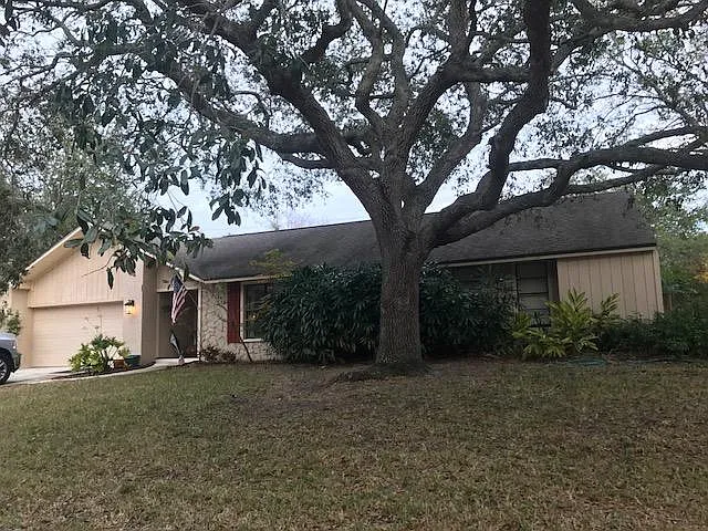 400 Meravan Ct — Photo 1