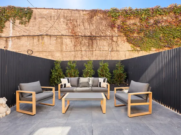 388 Fenimore Street image 8 of 19