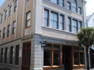 360 King St APT 203, Charleston, SC 29401