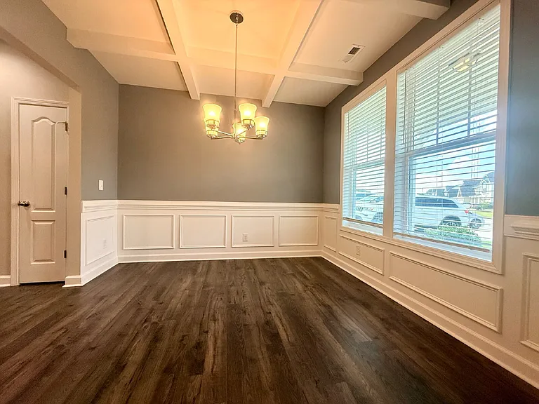 1744 Stackhouse Dr — Photo 5