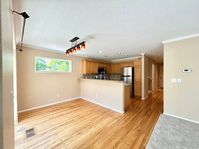 1218 NE Kinney St — Photo 16
