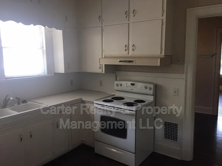 3707 Whitland Ave — Photo 3