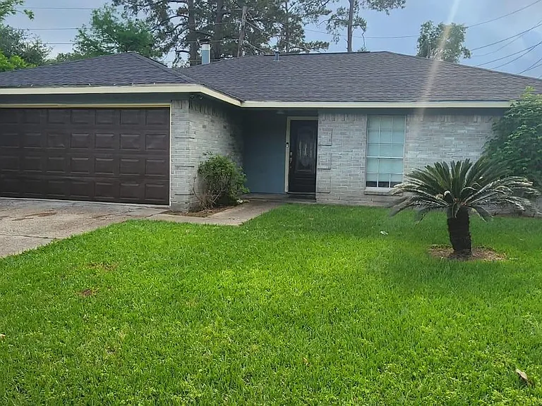 23431 Dew Wood Ln — Photo 1