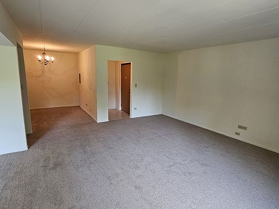 4th image of 1601 Anna St #7