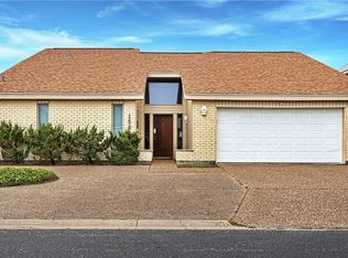 15849 El Soccorro Loop, Corpus Christi, TX 78418