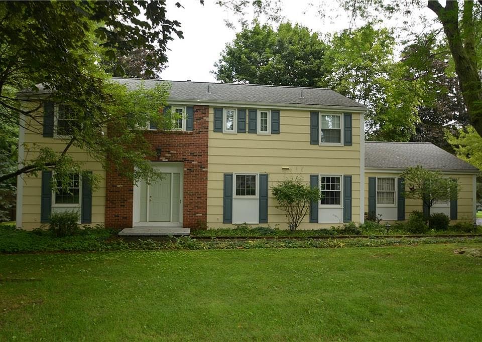 1st image of 11 Old Forge Ln