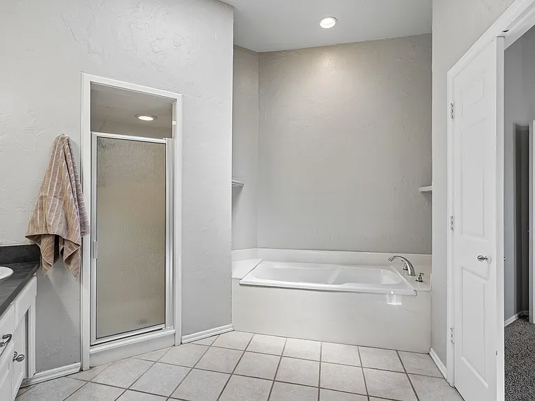 1809 Courtney Ln — Photo 21
