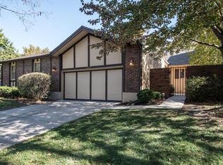 2222 Condolea Ter, Leawood, KS 66209