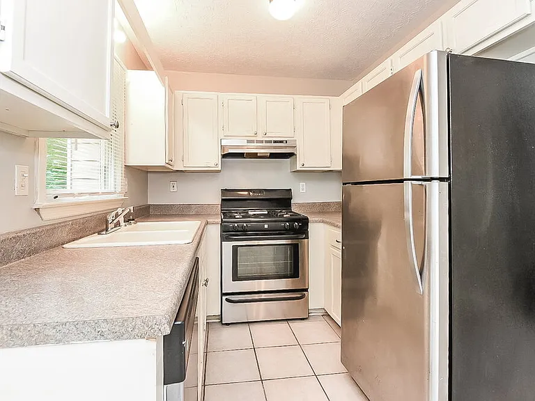131 Aztec Way SE — Photo 9