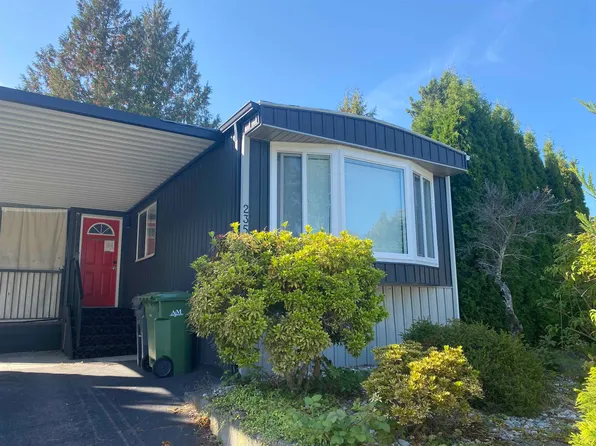 1840 160th St #235, Surrey, BC V4A 4X4