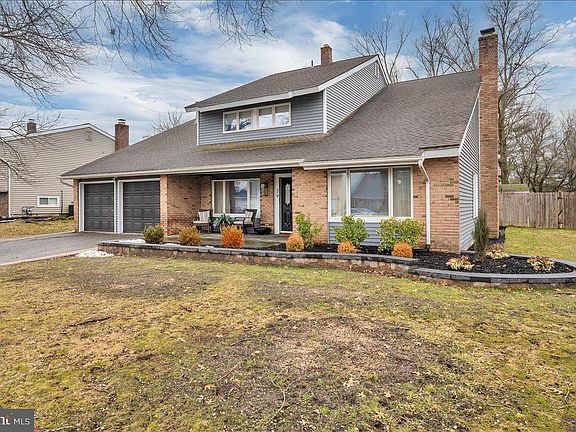 2nd image of 29 Harwood Rd