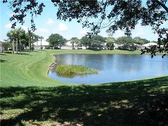 2nd image of 1780 SW Waterfall Blvd