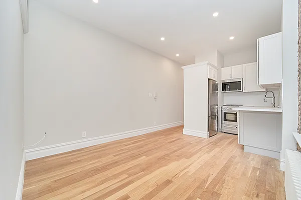 Rented by Living New York | media 15