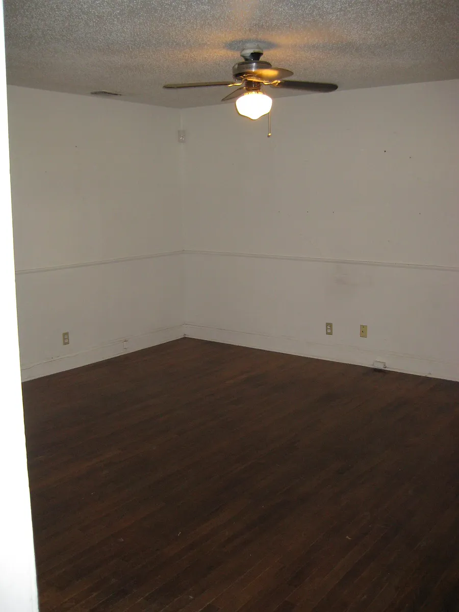 Building Photo - 1405 Palo Duro Rd