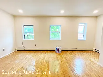 Rented by Sunrise Real Estate