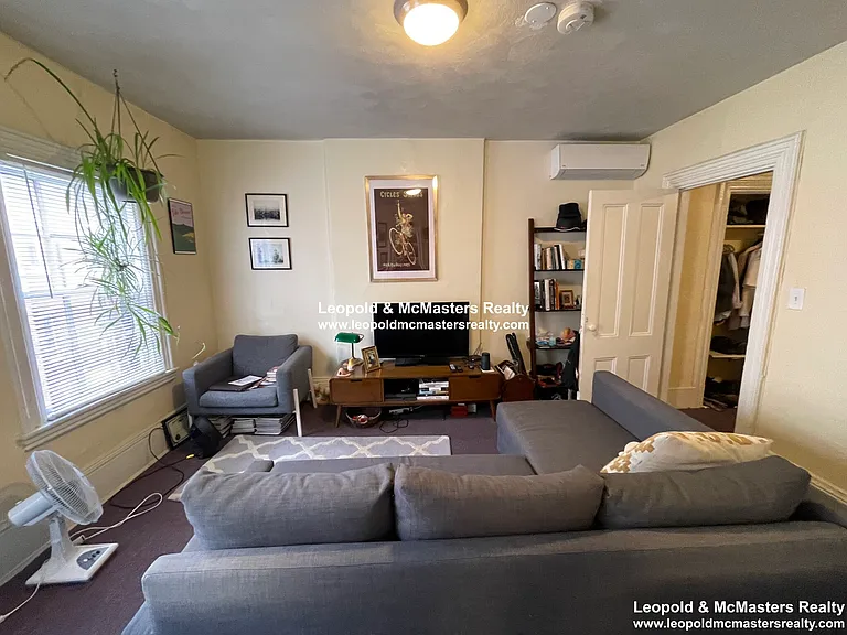 24 Mt. Vernon St apartment — Photo 36