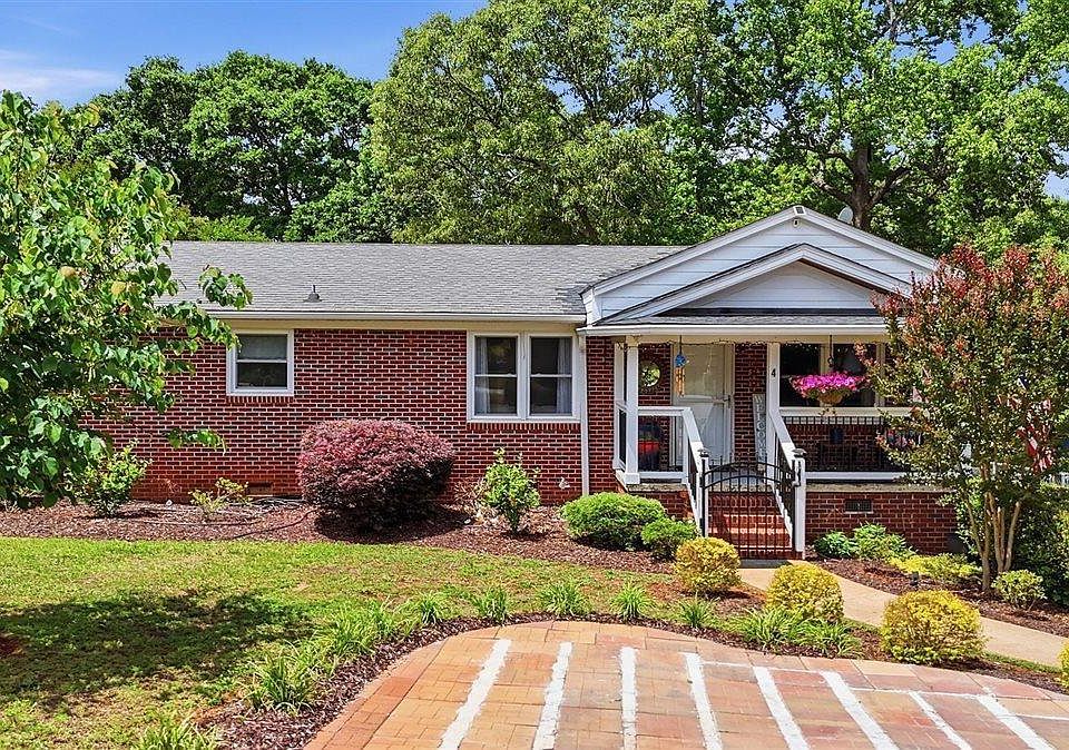 1st image of 4 Rhonda Ct