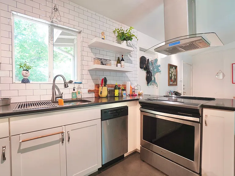 1117 Mariposa Dr #B — Photo 10