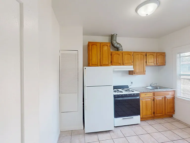 2605 High Street — Photo 10