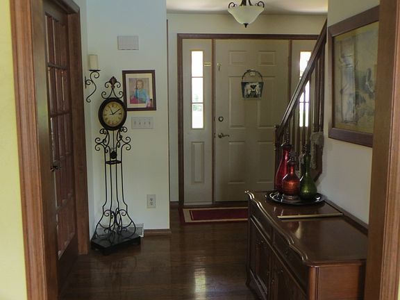 5th image of 707 Montreal Pl
