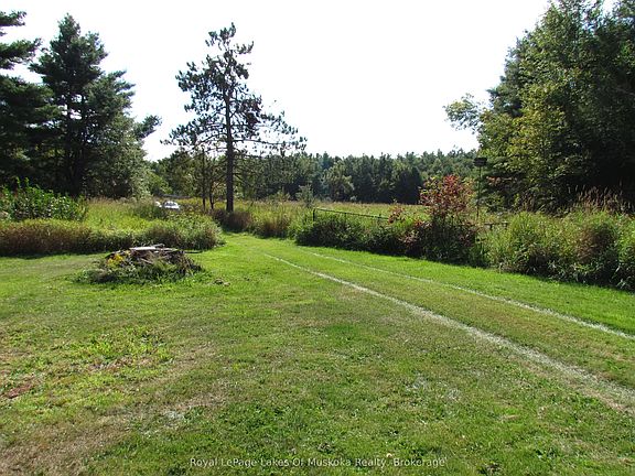 4th image of 1016 Laycox Rd