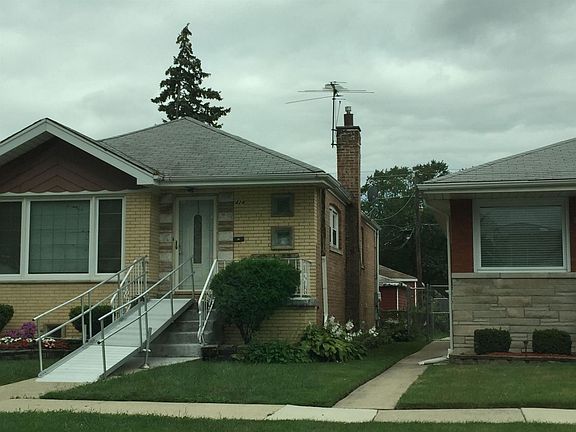 4th image of 424 49th Ave