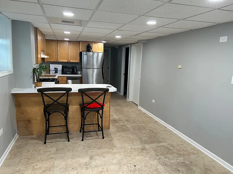 Kitchen/Island